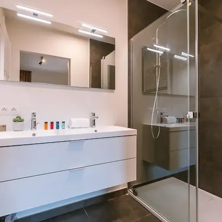 Huswell - Cozy A Stone's Throw From The Apartment Ostend